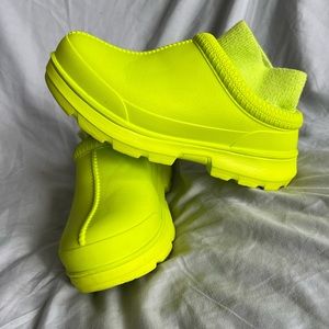 Tasman Ugg rainboots. Worn only a few time indoors!